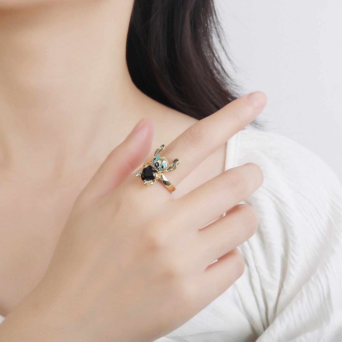 "Hug Me" Little Monster Heart-shaped Cut Diamond Ring Worry Stone