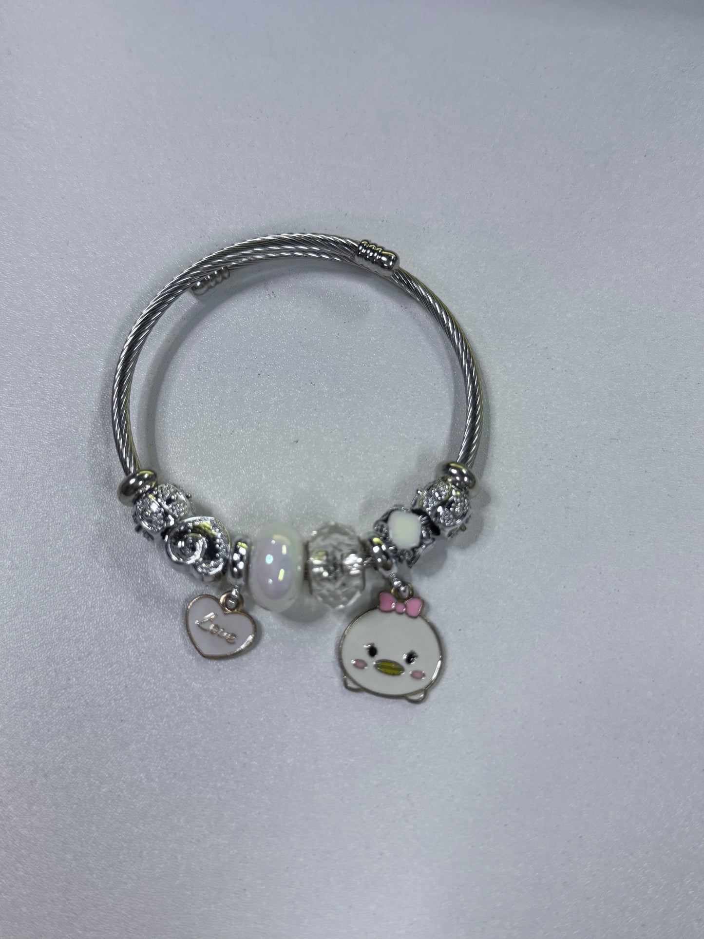Disney Donald Duck & Friends Charm Bangle Bracelet – Cute Crystal Beaded Bracelet with Daisy Duck, Pluto & Colorful Dangle Charms, 3 Unique Styles