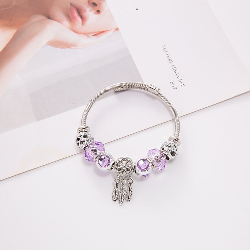 Dreamcatcher - Themed Charm Bracelet: Weave Your Dreams