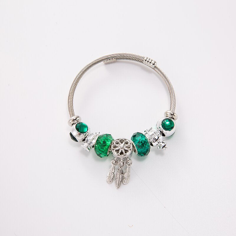 Dreamcatcher - Themed Charm Bracelet: Weave Your Dreams